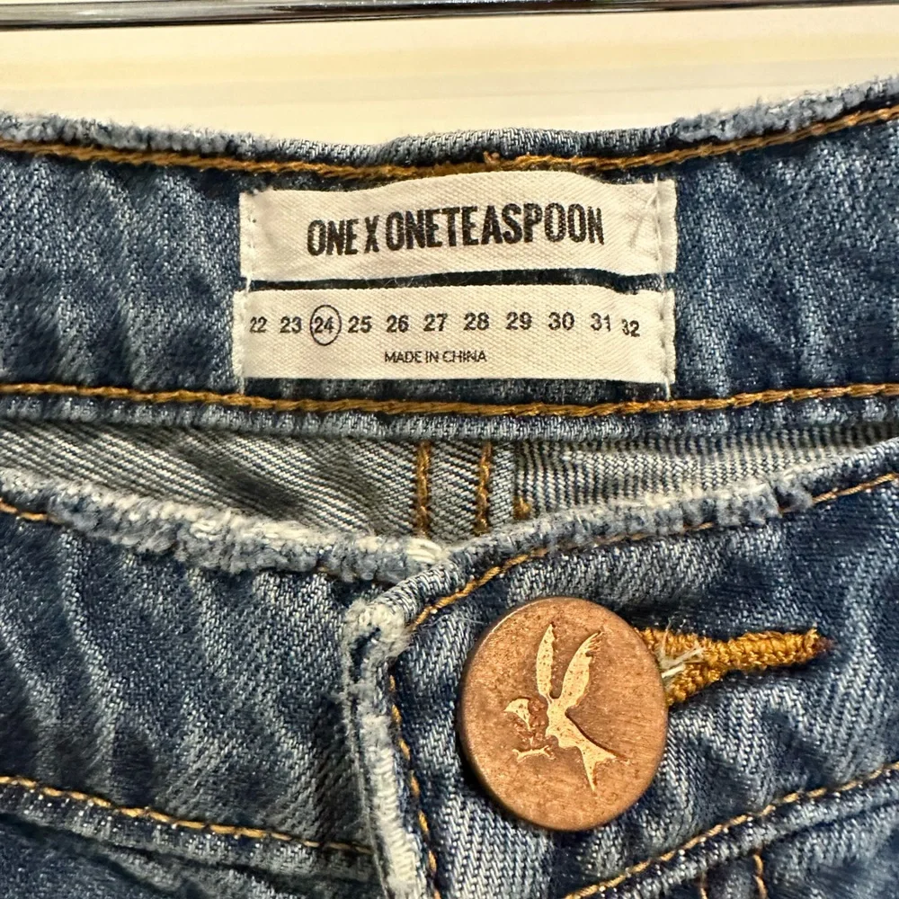 ONE Teaspoon Awesome Baggies - Picture 4 of 4